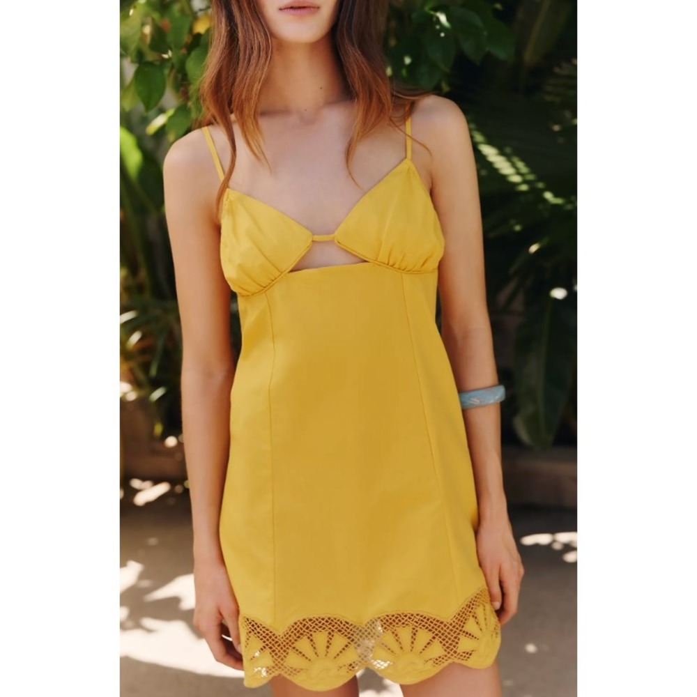 Celandine Skandi Shift Mini Dress Sun Yellow 100% Cotton Cutout Back Medium NWT